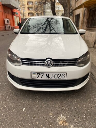 Volkswagen Polo 2015, 269,425 km - 1.6 l - Bakı