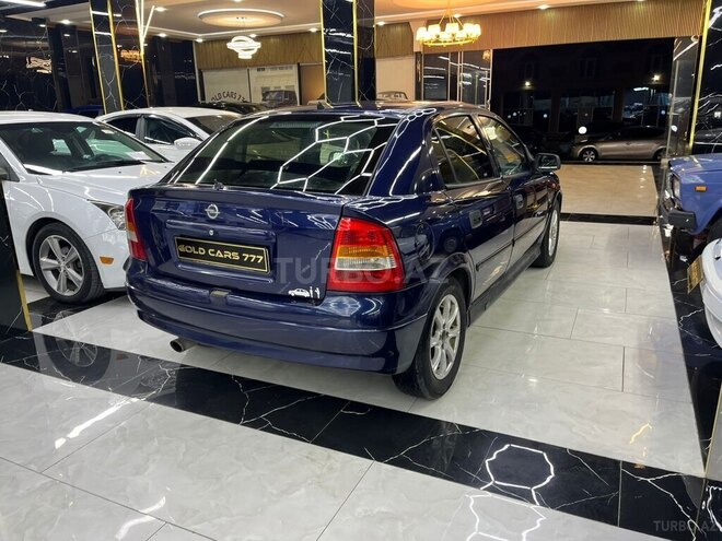 Opel Astra-12
