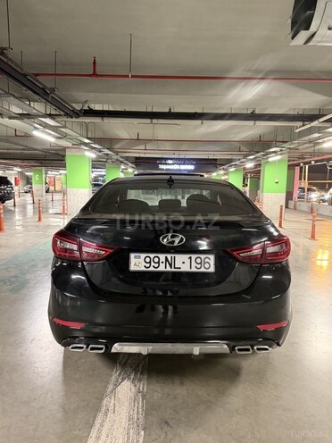 Hyundai Elantra 2015, 150,000 km - 1.8 л - Bakı