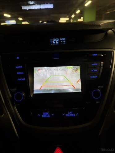 Hyundai Elantra 2015, 150,000 km - 1.8 л - Bakı