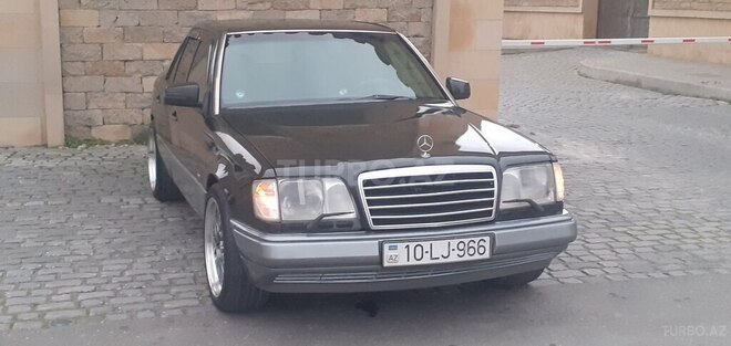 Mercedes 220 E 1994, 258,698 km - 2.2 l - Bakı