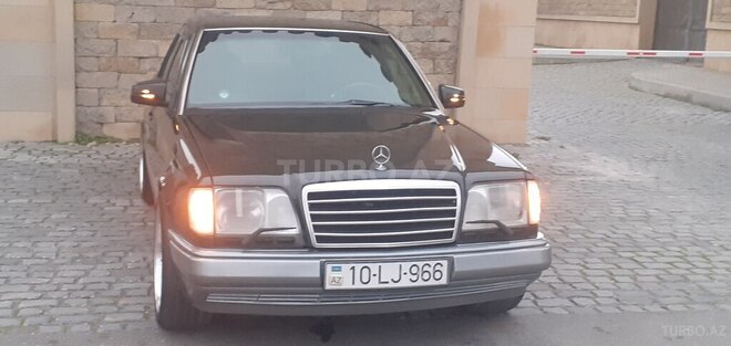 Mercedes 220 E 1994, 258,698 km - 2.2 l - Bakı
