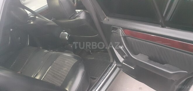 Mercedes 220 E 1994, 258,698 km - 2.2 l - Bakı