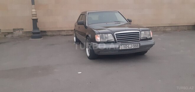 Mercedes 220 E 1994, 258,698 km - 2.2 l - Bakı