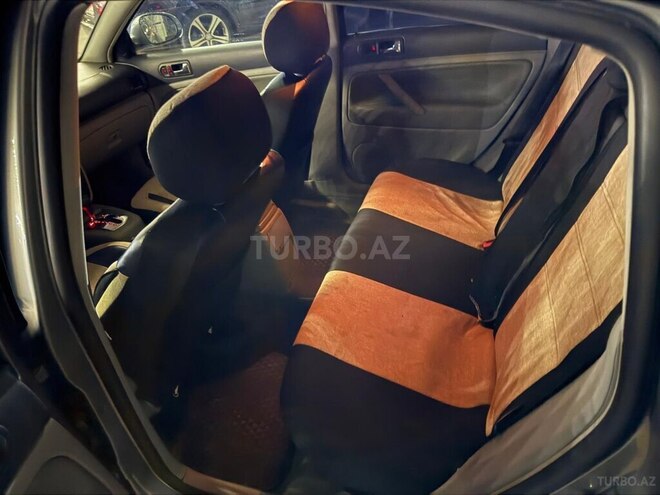 Volkswagen Passat 2004, 400,000 km - 1.8 л - Bakı