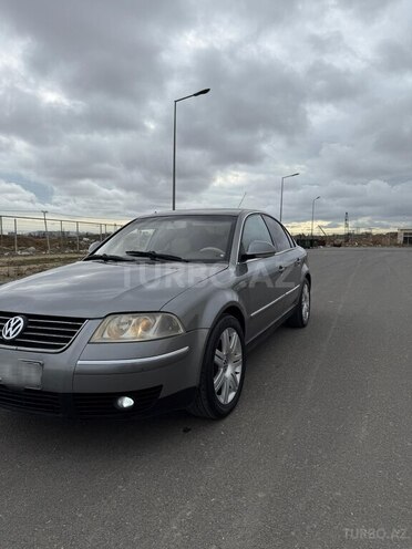 Volkswagen Passat 2004, 400,000 km - 1.8 л - Bakı