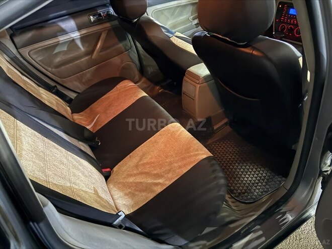 Volkswagen Passat 2004, 400,000 km - 1.8 л - Bakı