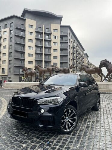 BMW X5 2018, 165,000 km - 3.0 л - Bakı