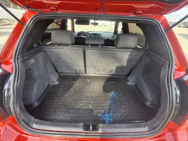 Toyota Corolla 2005, 280,000 km - 1.4 л - Sumqayıt