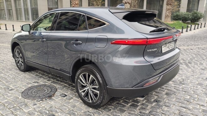 Toyota Venza-5