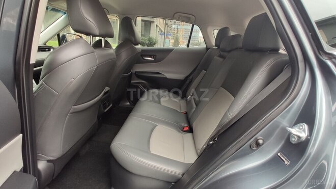 Toyota Venza-12