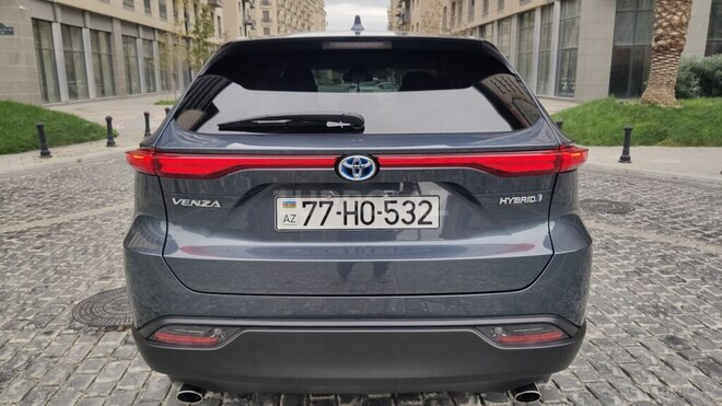 Toyota Venza-2