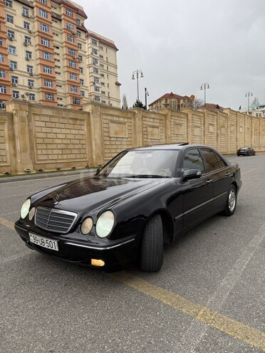 Mercedes E 220 2000, 485,600 km - 2.2 l - Bakı