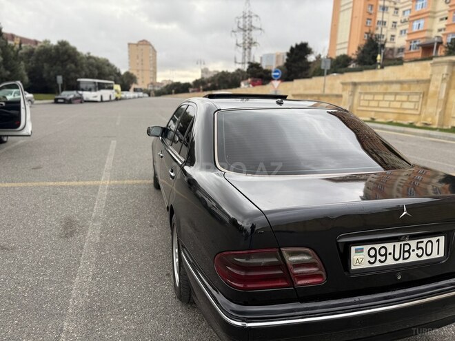 Mercedes E 220 2000, 485,600 km - 2.2 l - Bakı