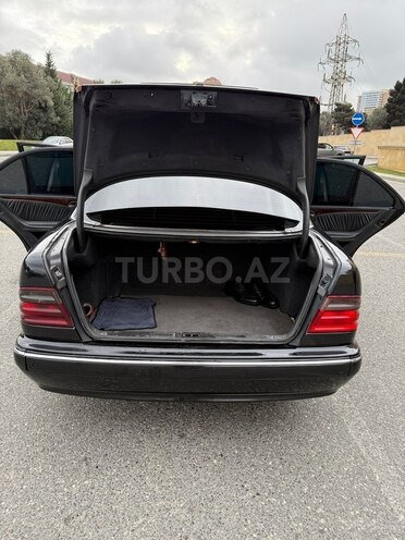 Mercedes E 220 2000, 485,600 km - 2.2 l - Bakı