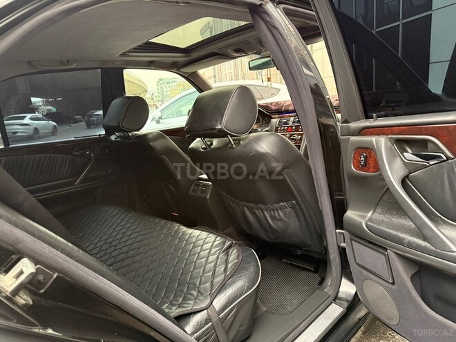 Mercedes E 220 2000, 485,600 km - 2.2 l - Bakı