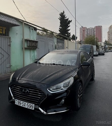 Hyundai Sonata-1