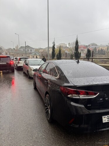 Hyundai Sonata-6