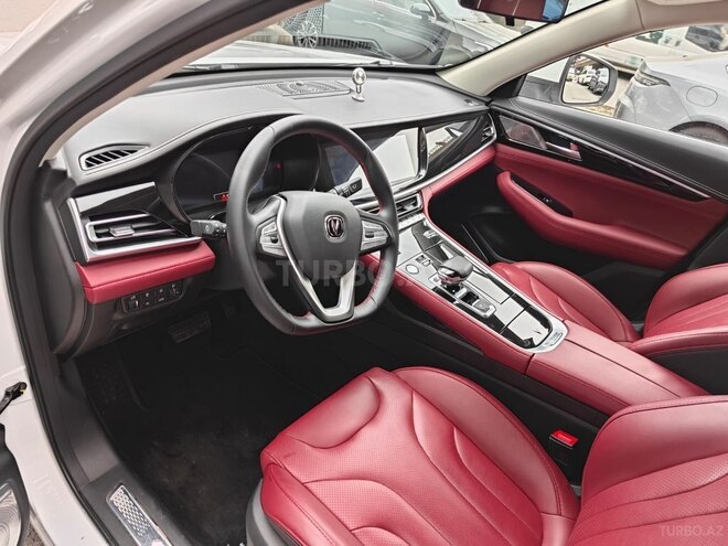Changan CS 85-6