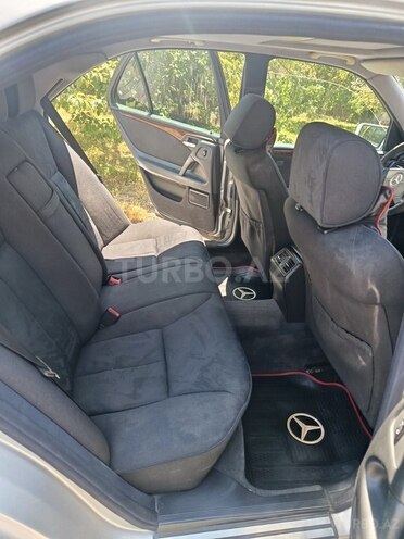Mercedes E 240 1998, 263,000 km - 2.4 l - Qəbələ
