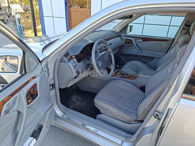 Mercedes E 320 1999, 350,000 km - 3.2 l - Şəki