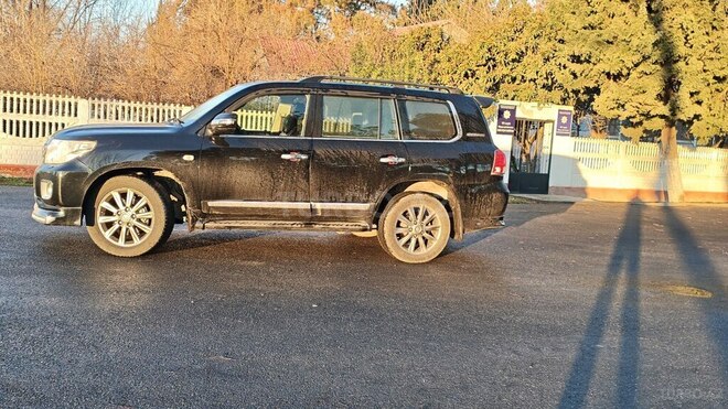 Toyota Land Cruiser 2011, 205,000 km - 4.0 l - Göyçay
