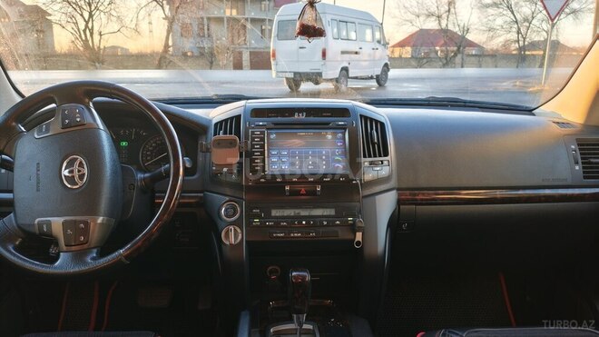 Toyota Land Cruiser 2011, 205,000 km - 4.0 l - Göyçay