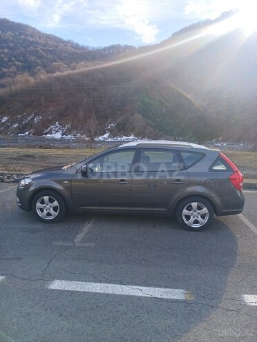 Kia  2009, 255,500 km - 1.4 l - Qəbələ