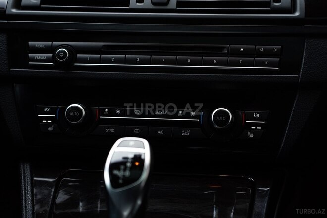 BMW 528 2015, 208,000 km - 2.0 l - Bakı