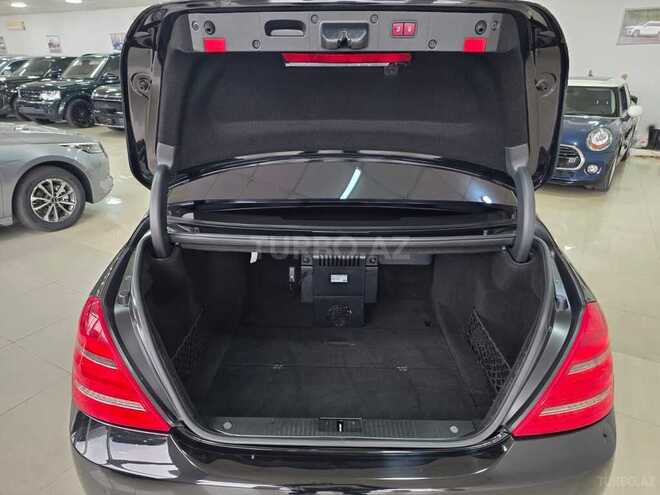 Mercedes S 500 4MATIC-11