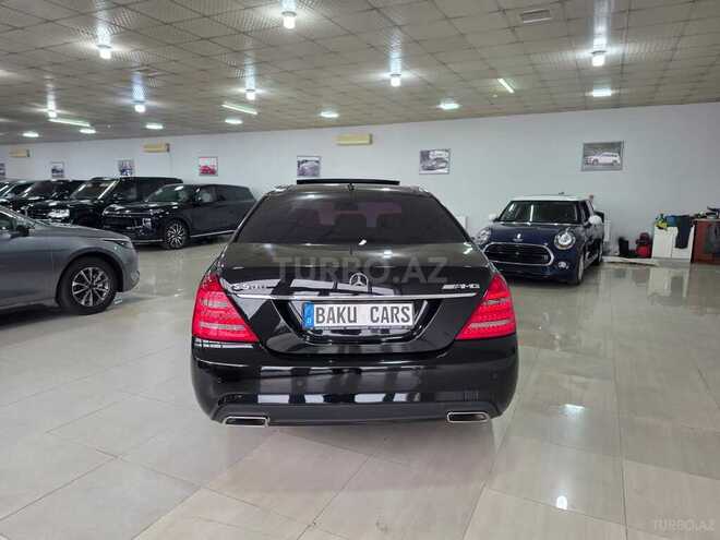 Mercedes S 500 4MATIC-7