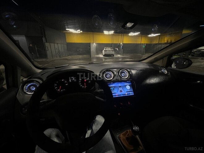 SEAT Ibiza-17