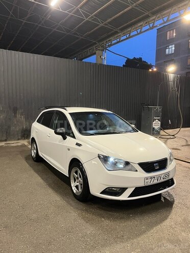 SEAT Ibiza-11
