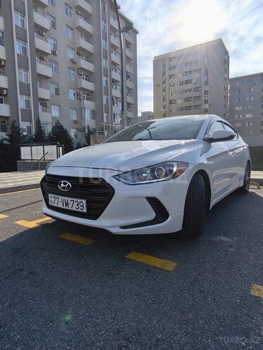 Hyundai Elantra 2018, 151,774 km - 2.0 л - Bakı
