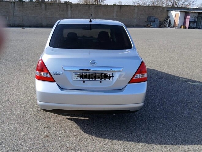 Nissan Tiida 2011, 163,503 km - 1.5 л - Bakı