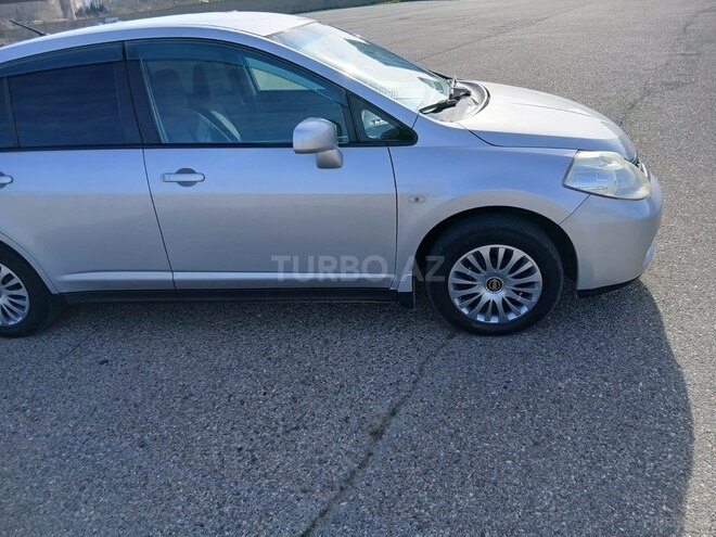 Nissan Tiida 2011, 163,503 km - 1.5 л - Bakı