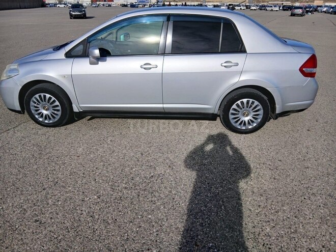 Nissan Tiida 2011, 163,503 km - 1.5 л - Bakı
