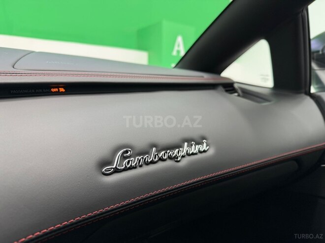 Lamborghini Aventador-13