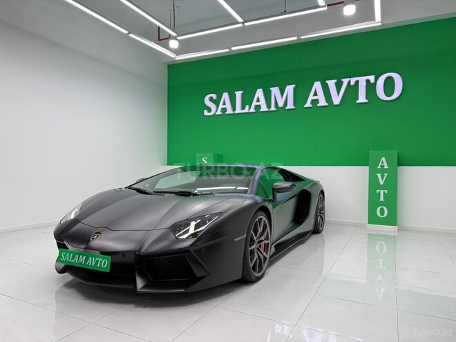 Lamborghini Aventador-3