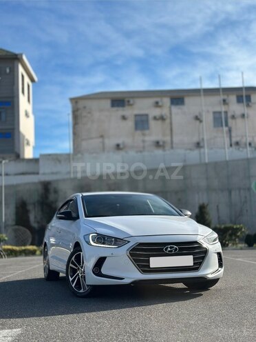 Hyundai Avante 2017, 175,000 km - 1.6 l - Bakı