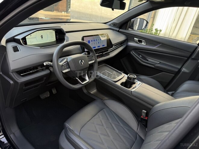 Changan CS 55 Plus 2025, 9,500 km - 1.5 l - Bakı