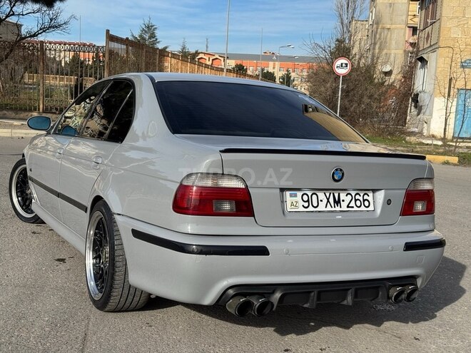 BMW 523 1999, 428,000 km - 2.5 l - Bakı
