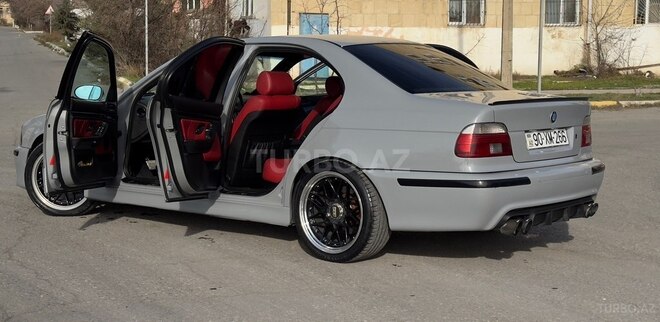 BMW 523 1999, 428,000 km - 2.5 l - Bakı