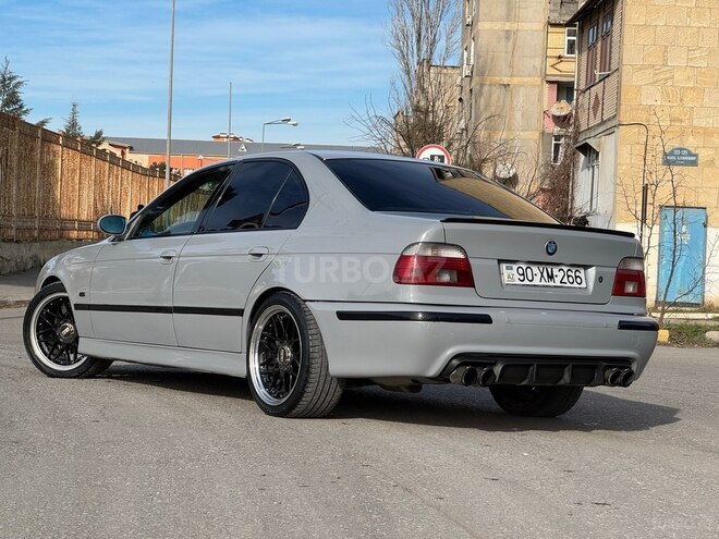 BMW 523 1999, 428,000 km - 2.5 l - Bakı