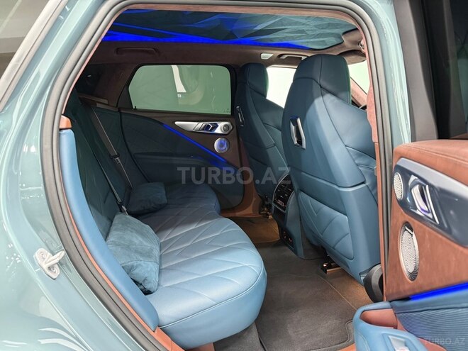 BMW XM 2023, 6,800 km - 4.4 л - Bakı