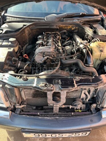 Mercedes C 220 1999, 430,000 km - 2.2 л - Bakı