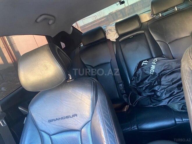 Hyundai Grandeur-4