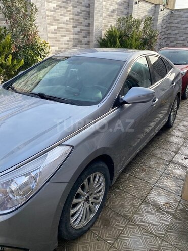 Hyundai Grandeur-3