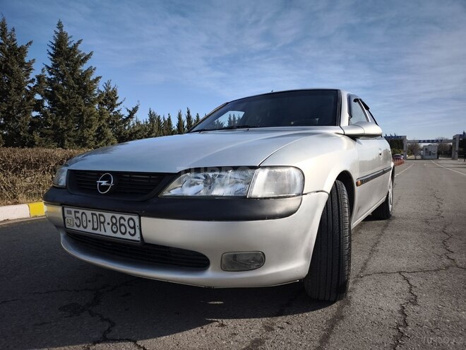 Opel Vectra 1996, 145,000 km - 1.8 l - Bakı
