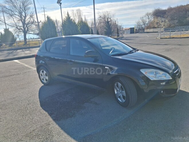 Kia Ceed 2008, 298,000 km - 1.6 л - Şəki